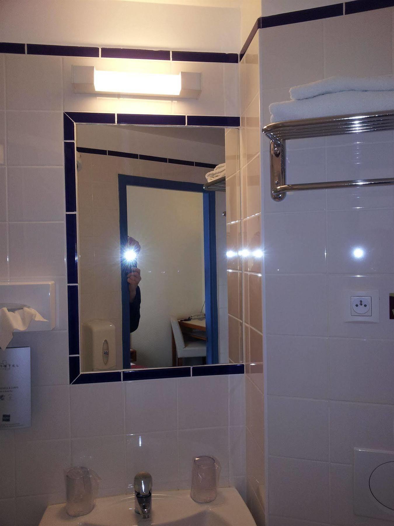 Cit'Hotel Du Port Rhu Douarnenez Esterno foto