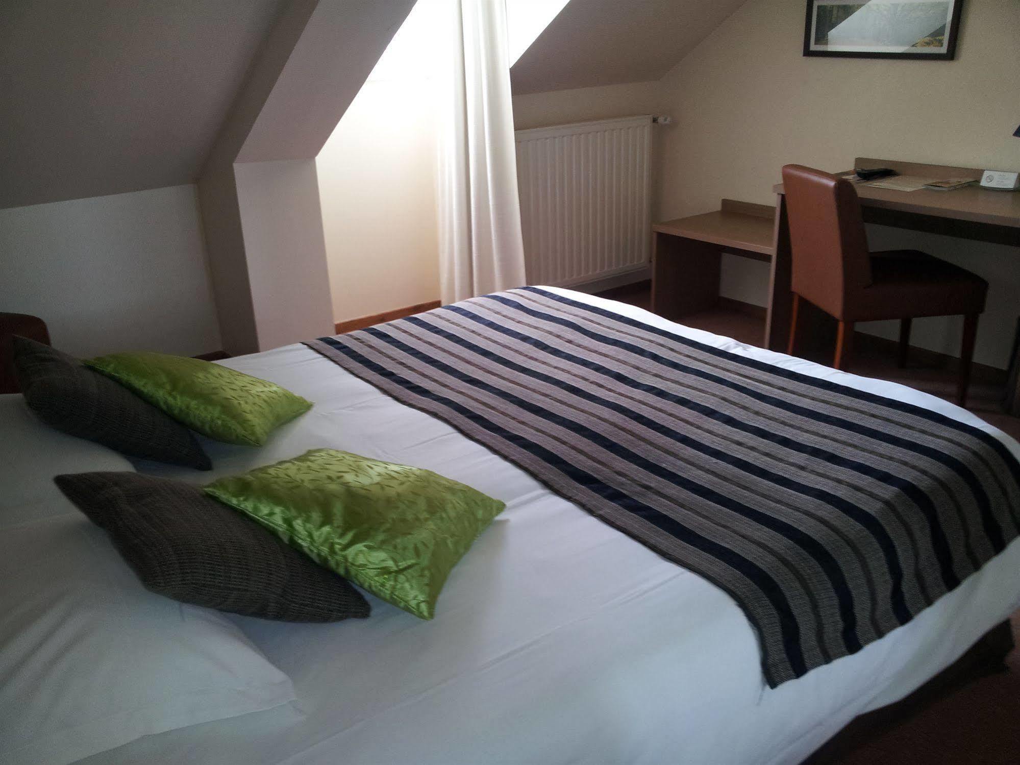 Cit'Hotel Du Port Rhu Douarnenez Esterno foto